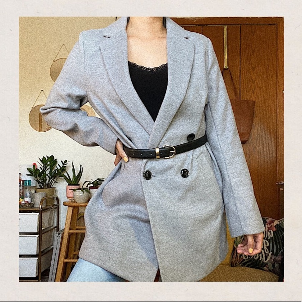 Lightweight Oversized Grey Double Breasted Coat